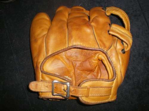 Monte Pearson Denkert MP Back